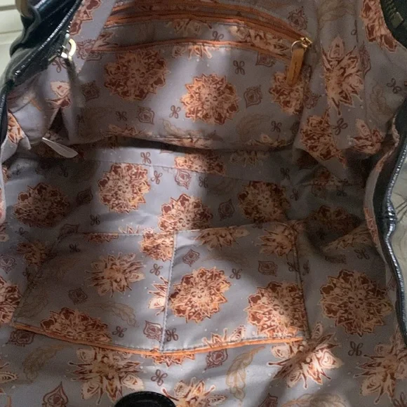 Beautiful HOBO Bag - Picture 5 of 9